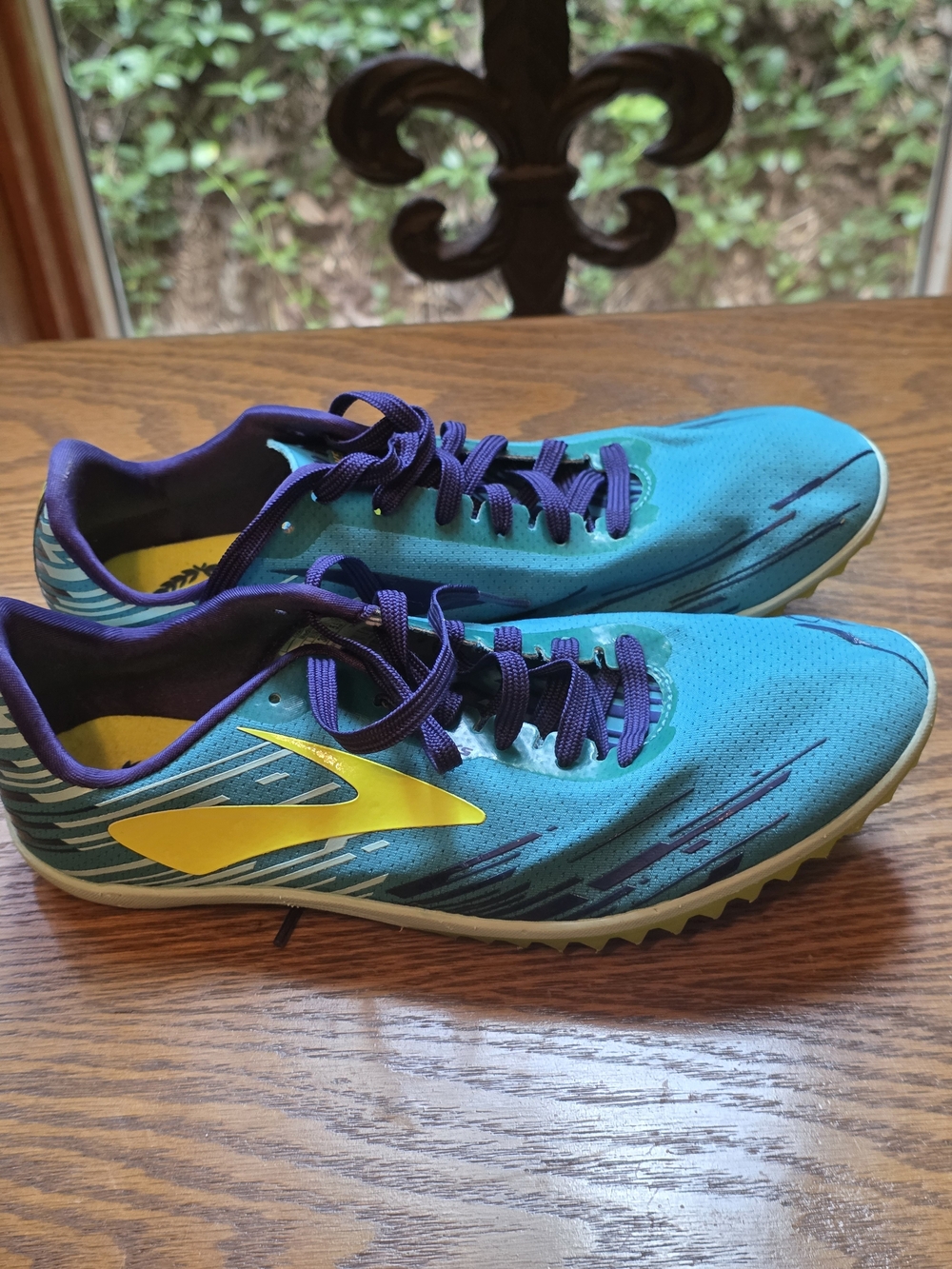 Brooks Carpe Runem Mach 18 Running Track Spiked Shoes in Teal & Yellow Sz 7.5